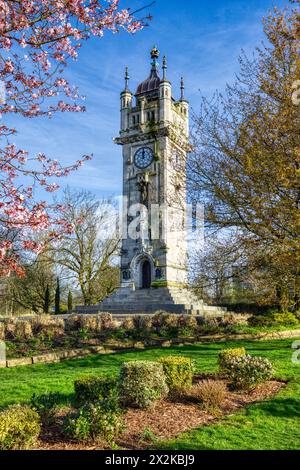 Whitehead public Clock Tower and public Park, Bury, Lancashire, Angleterre, Royaume-Uni Banque D'Images