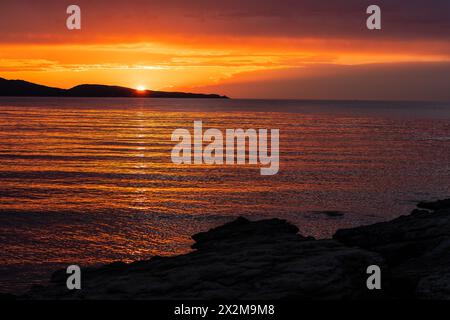 Coucher de soleil sur la Côte ouest de la Corse Banque D'Images