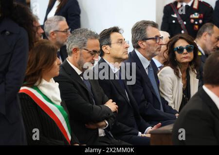 Palerme, Italie. 23 avril 2024. Renato Cortese, Vito Calvino et Matteo Frasca aux funérailles de Vincenzo Agostino dans la cathédrale de Palerme, mardi 23 avril 2024, Palerme - Italie ( photo Alberto Lo Bianco/LaPresse) crédit : LaPresse/Alamy Live News Banque D'Images