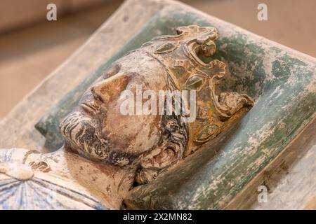 Chinon, 11 avril 2024 : effigie d'Henri II de France à l'Abbaye Royale de notre-Dame de Fontevraud Banque D'Images