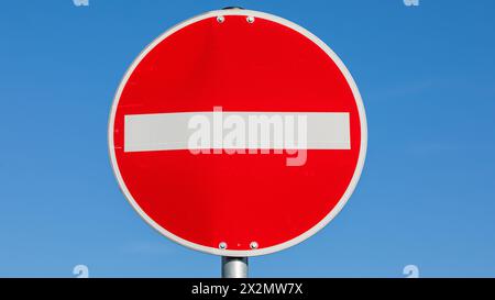 DAS Schild 267 besagt in Deutschland, dass die Einfahrt verboten ist. (Waldshut-Tiengen, Allemagne - 13. Février 2022) Banque D'Images