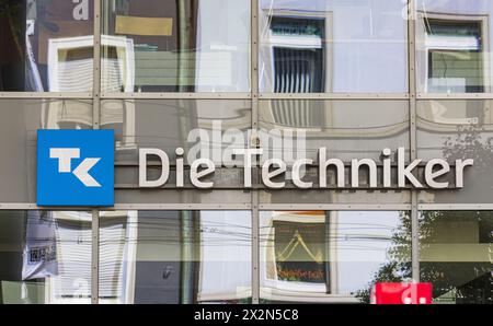 Logo von 'Die Techniker' an einer Hausfassade in der Innenstadt von Freiburg im Breisgau in Baden-Württemberg. (Freiburg im Breisgau, Deutschland, 07. Banque D'Images