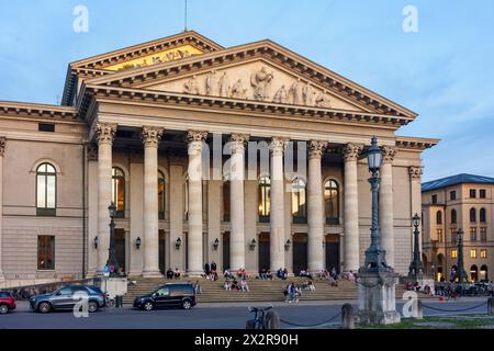 München, Munich : Théâtre national sur Max-Joseph-Platz à Oberbayern, haute-Bavière, Bayern, Bavière, Allemagne Banque D'Images