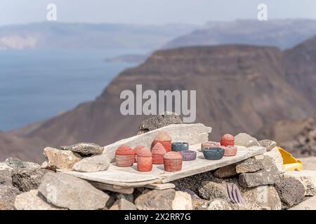 Souvenirs de jouets voiture à Lac Assal, le point le plus bas sur le continent africain, Djibouti Banque D'Images