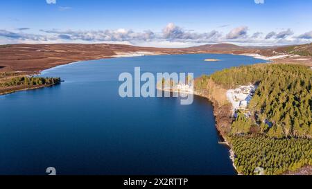 Royaume-Uni, Écosse, Grantown-on-Spey, vue aérienne du lac Lochindorb Banque D'Images