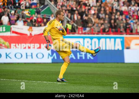 MOSCOU - SEP 7 : le gardien Roy Carroll sur le match équipe russe contre l'Irlande du Nord au stade Lokomotiv à Tcherkizovo le 7 septembre 2012 à Mo Banque D'Images