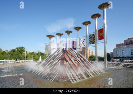 MOSCOU - 5 JUIN : Fountain Music of Glory avec des effets dynamiques de couleur et de musique a été créé par l'équipe dirigée par l'architecte Yury Platonov le 5 juin 2012 à Mo Banque D'Images