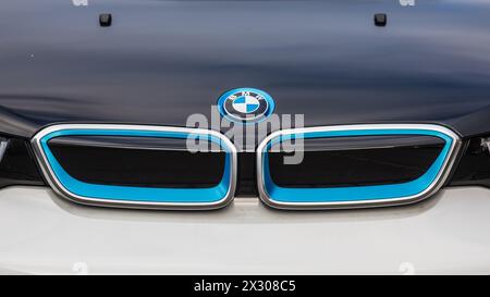 Zürich, Schweiz - 11. Januar 2021 : Front des BMW i3. Banque D'Images