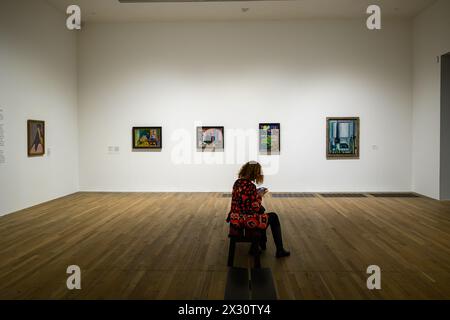 Londres, Royaume-Uni, le 23 avril 2024, un cercle international d'amis au début du 20ème siècle, s'est réuni pour transformer le moderne intégré L'exposition The Expressionists : Kandinsky, Munter and the Blue Rider à la Tate Modern explore cette histoire. Célébrant leur expérimentation radicale avec la forme, la couleur, le son et la performance. Cette exposition se déroule du 25 avril au 20 octobre 2024., Andrew Lalchan Photography/Alamy Live News Banque D'Images