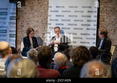 Lancement du livre England : Seven Myths that Changed the Country par Marc Stears & Tom Baldwin. Présidé par Rachel Sylvester au Frontline Club Banque D'Images