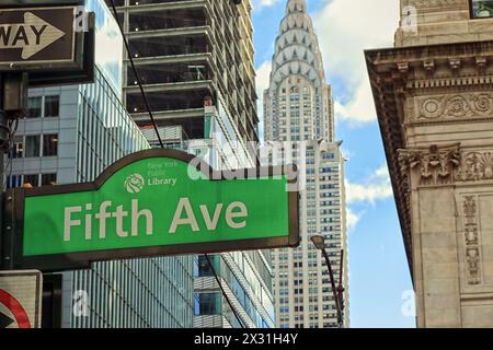 Géographie / voyage, États-Unis, New York, New York City, coin 5th Avenue et 42nd Street, Midtown, ADDITIONAL-RIGHTS-LEARANCE-INFO-NOT-AVAILABLE Banque D'Images