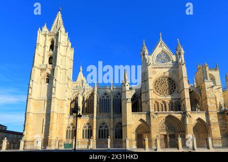 Géographie / voyage, Espagne, Castille-Léon, Léon, cathédrale, INFORMATIONS-AUTORISATION-DROITS-SUPPLÉMENTAIRES-NON-DISPONIBLES Banque D'Images