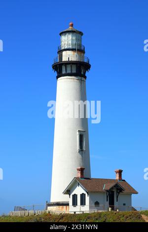 Géographie / voyage, États-Unis, Californie, Pescadero, Pigeon point Lighthouse, CONSTRUIT EN 1872, AUTOROUTE 1, AUTORISATION-DROITS-SUPPLÉMENTAIRES-INFO-NON-DISPONIBLE Banque D'Images