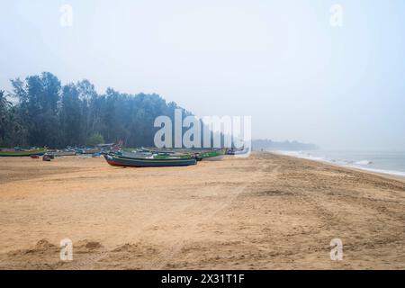 Magnifique paysage marin sur la plage de Chavakkad, Kerala, Inde. Banque D'Images