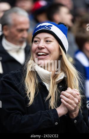 Chelsea Fan - Manchester City v Chelsea, demi-finale de la Coupe FA Emirates, stade de Wembley, Londres, Royaume-Uni - 20 avril 2024 Banque D'Images