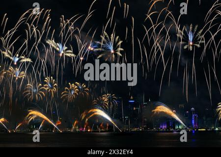 Feu d'artifice à la fête nationale du Qatar à Doha Banque D'Images