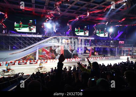 MOSCOU - Mar 02 : aire de jeux avec trampolines dans l'arène du complexe sportif olympique, le 02 mars 2013 à Moscou, Russie. Banque D'Images