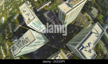 MOSCOU - septembre 30 : (vue depuis un quadrocoptère sans pilote) complexe résidentiel Bogorodskiy, le 30 septembre 2013 à Moscou, Russie. Complexe résidentiel Bogorodskiy Banque D'Images