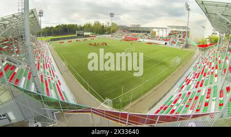 MOSCOU - SEP 11 : (vue du quadrocoptère sans pilote) joueurs de football à la petite locomotive Sports Aren of a Stadium, le 11 septembre 2013 à Moscou, Russie. LO Banque D'Images