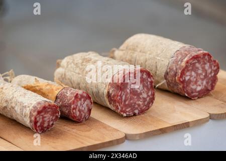 Italie, Lombardie, Crema, Festa del Salame Nobile Cremasco Festival, Salami Banque D'Images