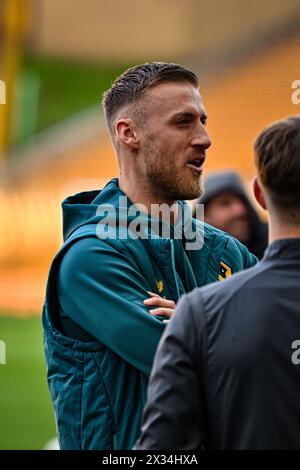 24 avril 2024 ; stade Molineux, Wolverhampton, West Midlands, Angleterre; premier League Football, Wolverhampton Wanderers contre Bournemouth ; Dan Bentley des Wolves Banque D'Images