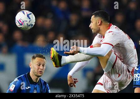 Bergame, Italie. 24 avril 2024. Rolando Mandragora de Fiorentina lors du match de football Coppa Italia entre Atalanta et Fiorentina au stade Gewiss, dans le nord de l'Italie - mercredi 24 avril 2024. Sport - Soccer . (Photo de Spada/LaPresse) crédit : LaPresse/Alamy Live News Banque D'Images