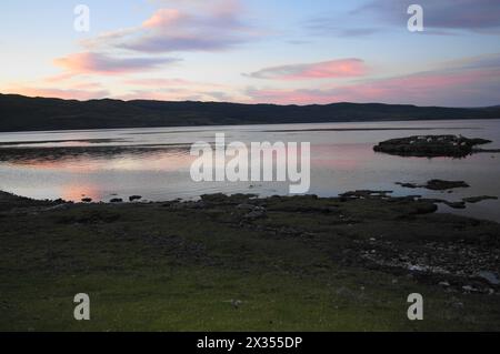 Coucher de soleil sur Loch Na Keal, île de Mull, Écosse, Royaume-Uni Banque D'Images