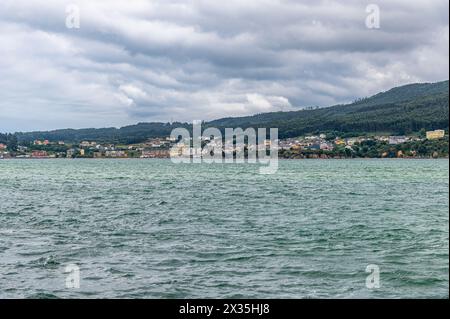 Vue depuis le port d'O Barqueiro, province de La Corogne, Galice, nord-ouest de l'Espagne Banque D'Images