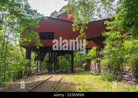 Le Nuttallburg Coal Conveyor and Tipple dans le parc national de New River gorge en Virginie occidentale, États-Unis Banque D'Images