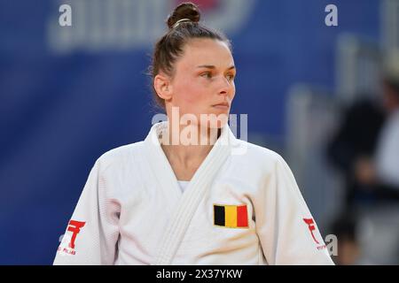 Zagreb, Croatie. 25 avril 2024. La belge Ellen Salens photographiée en action lors d'un combat dans la compétition féminine -48kg aux Championnats d'Europe de judo à Zagreb, Croatie, le jeudi 25 avril 2024. Le tournoi se déroule du 25 au 27 avril. BELGA PHOTO NIKOLA KRISTC crédit : Belga News Agency/Alamy Live News Banque D'Images