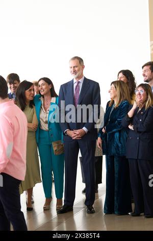 Santander. Espagne. 20240425, le roi Felipe VI d'Espagne assiste à la 'Tour del Talento 2024' au Botin Center le 25 avril 2024 à Santander, Espagne Banque D'Images