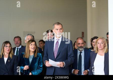 Santander, Cantabrie, Espagne. 25 avril 2024. Le roi Felipe VI d'Espagne assiste à la 'Tour del Talento 2024' au Botin Center le 25 avril 2024 à Santander, Espagne (crédit image : © Jack Abuin/ZUMA Press Wire) USAGE ÉDITORIAL SEULEMENT! Non destiné à UN USAGE commercial ! Banque D'Images