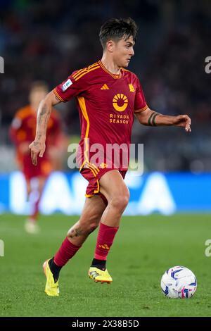 Rome, Italie. 22 avril 2024. Paulo Dybala de L'AS Roma lors du match de Serie A TIM entre L'AS Roma et le Bologna FC au Stadio Olimpico le 22 avril 2024 à Rome, Italie. Crédit : Giuseppe Maffia/Alamy Live News Banque D'Images