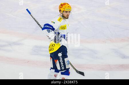 HC Ambri-Piotta Stürmer und Topskorer Michael Spacek während dem Spiel gegen den EHC Kloten in der Stimo Arena. (Kloten, Schweiz, 21.01.2023) Banque D'Images