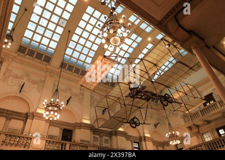 Bristol, Angleterre- 30 mars 2024 : le Bristol Museum and Art Gallery Banque D'Images