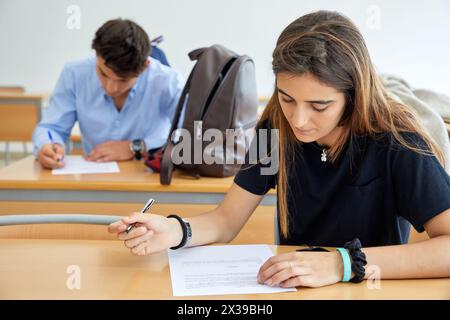 Les étudiants. Salle de classe. College. School of Business Studies. L'université. Donostia. San Sebastian. Gipuzkoa. Pays Basque. Espagne Banque D'Images