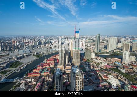 Belle ville Tianjin, Chine, vue depuis Financial Street Heping Center Banque D'Images