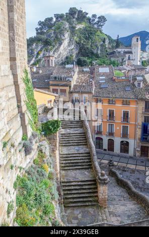 Vue d'ensemble d'Estella depuis Saint Michael Church Staircase, Lizarra, Navarre, Espagne Banque D'Images