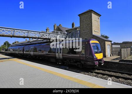 East Midlands trains TurboStar 170271 à la gare de Spalding, Lincolnshire, Angleterre, Royaume-Uni Banque D'Images