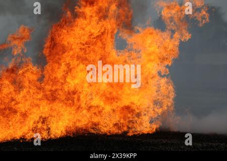 Flammes du simulateur de collision Banque D'Images