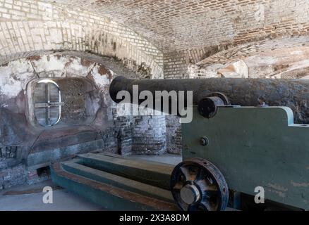 Cannon à Fort Sumter près de Charleston, Caroline du Sud Banque D'Images