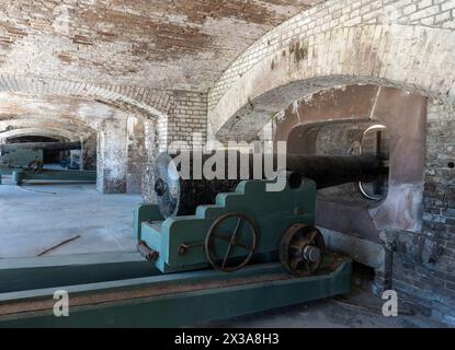 Cannon à Fort Sumter près de Charleston, Caroline du Sud Banque D'Images