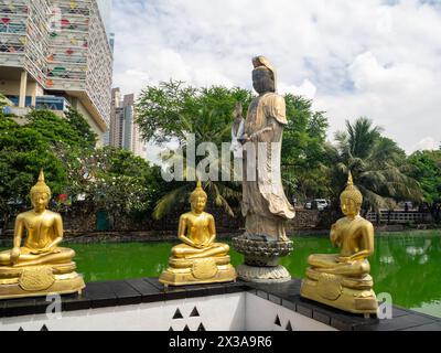 Temple budhiste Gangarama Sima Malaka dans la ville de Colombo, Sri Lanka, île de Ceylan Banque D'Images