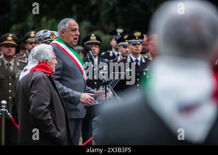 Palerme, Italie. 25 avril 2024. Roberto Lagalla, maire de Palerme, lors de la Journée de la libération. (Photo d'Antonio Melita/Pacific Press) crédit : Pacific Press Media production Corp./Alamy Live News Banque D'Images