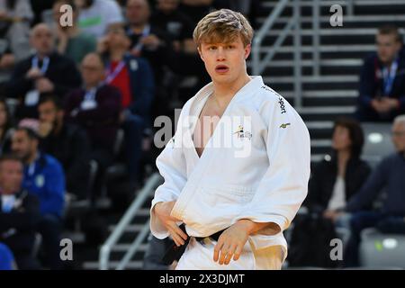 Zagreb, Croatie. 26 avril 2024. Le belge Jarne Duyck (Blanc) réagit lors d'un combat dans la poule C masculine -81kg aux Championnats d'Europe de judo à Zagreb, Croatie, vendredi 26 avril 2024. Le tournoi se déroule du 25 au 27 avril. BELGA PHOTO NIKOLA KRISTC crédit : Belga News Agency/Alamy Live News Banque D'Images