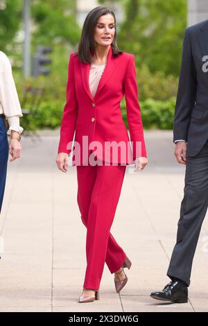 Madrid. Espagne. 20240426, la reine Letizia d'Espagne assiste à la commémoration de la participation de l'équipe espagnole aux Jeux Olimpiques de Barcelone et Albertville 92 au Comité Olympique Espagnol le 26 avril 2024 à Madrid, Espagne Banque D'Images