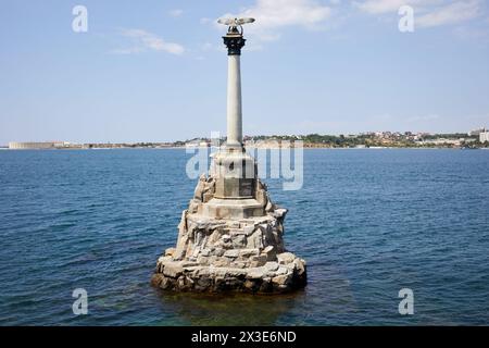 SÉBASTOPOL, CRIMÉE - 10 juin 2018 : Monument aux navires coulés. Monument a été construit en 1905 pour le 50ème anniversaire de la première Défense de Sevastopo Banque D'Images