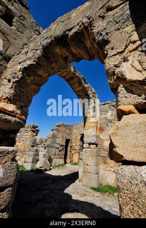 Ruines de l'église de San Pedro de la Mata, près de Casalgordo, Tolède, Espagne Banque D'Images