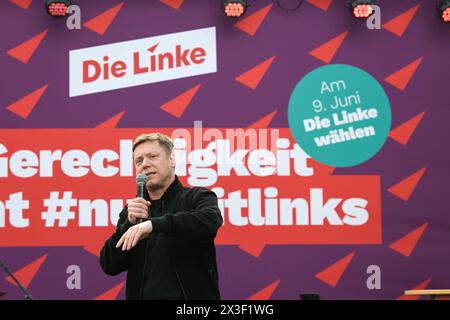 Berlin, Deutschland 26. Avril 2024 : Die Linke startet heiße Wahlkampfphase - 26.04.2024 Im Bild: Martin Schirdewan, Spitzenkandidat der Partei Die Linke für die Europawahl *** Berlin, Allemagne 26 avril 2024 le Parti de gauche entame une campagne électorale chaude 26 04 2024 en photo Martin Schirdewan, premier candidat du Parti de gauche pour les élections européennes Copyright : xFotostandx/xReuhlx Banque D'Images