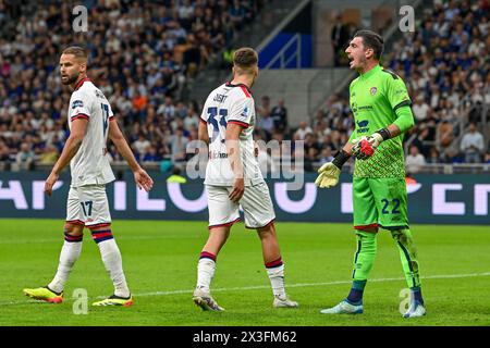 Milan, Italie. 14 avril 2024. La gardienne Simone Scuffet (22 ans) de Cagliari a vu lors du match de Serie A entre Inter et Cagliari à Giuseppe Meazza à Milan. (Crédit photo : Gonzales photo - Tommaso Fimiano). Banque D'Images